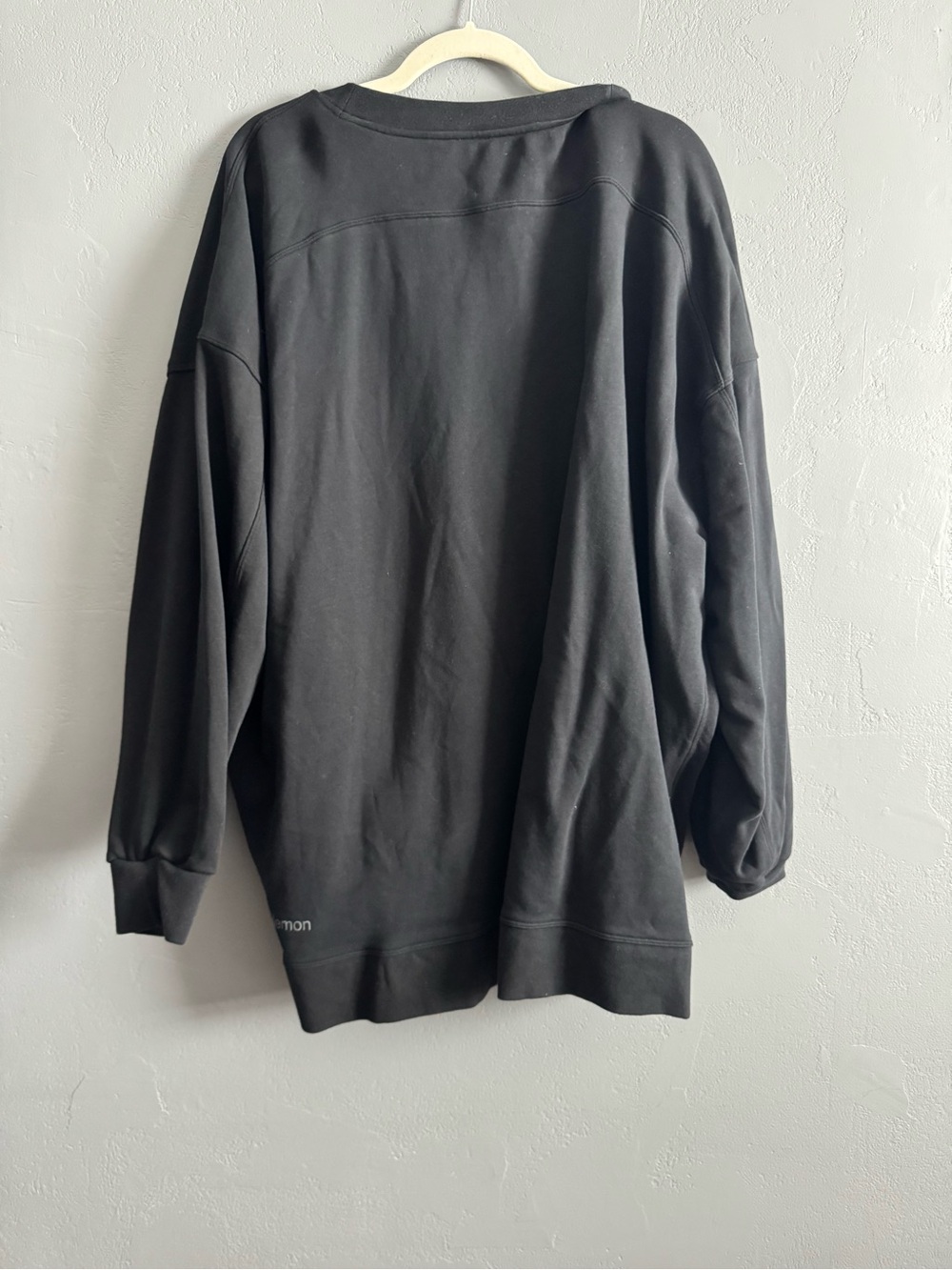 lululemon athletica perfectly oversized crew sweatshirt - Picture 4 of 5